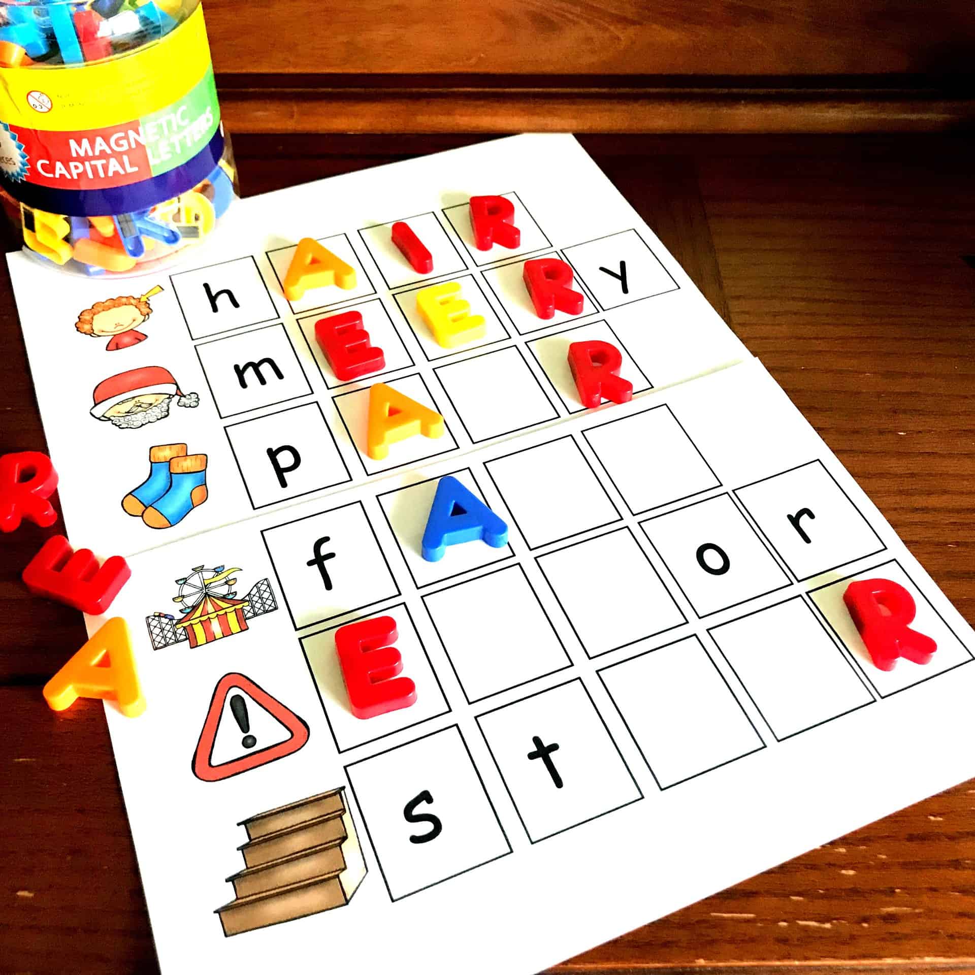 Fill in the Blank | -eir, -err, and -air | Air Phonics Game | Free Printable