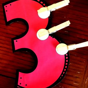 FREE Preschool Counting Activities Using Magnetic Numbers